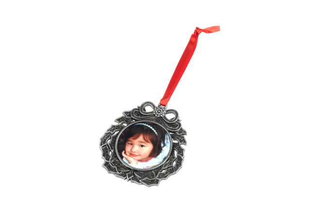 custom metal wreath photo ornament