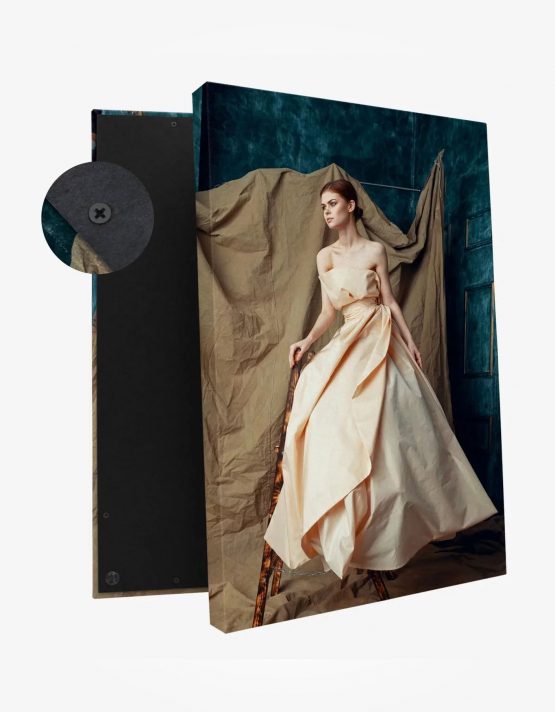 Premium Canvas Photo Print with picture of a woman from Goodprints